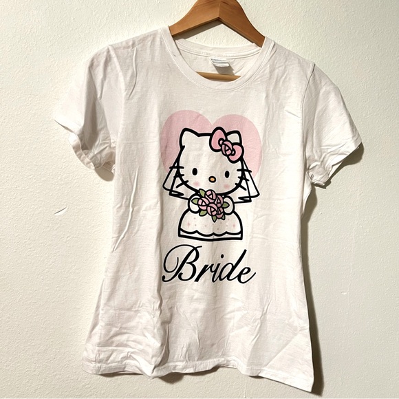 Hello Kitty Bridal Tshirt size M - Picture 1 of 5